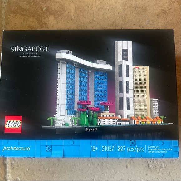 LEGO Architecture Singapore Skyline 21057 – New Sealed - Picture 1 of 6